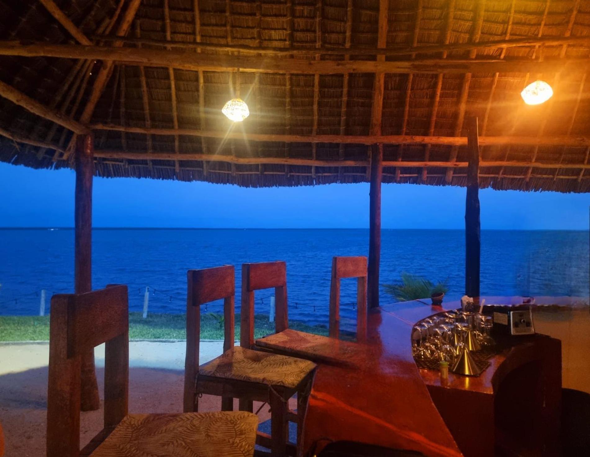 Calamari Beach Resort Zanzibar Екстериор снимка